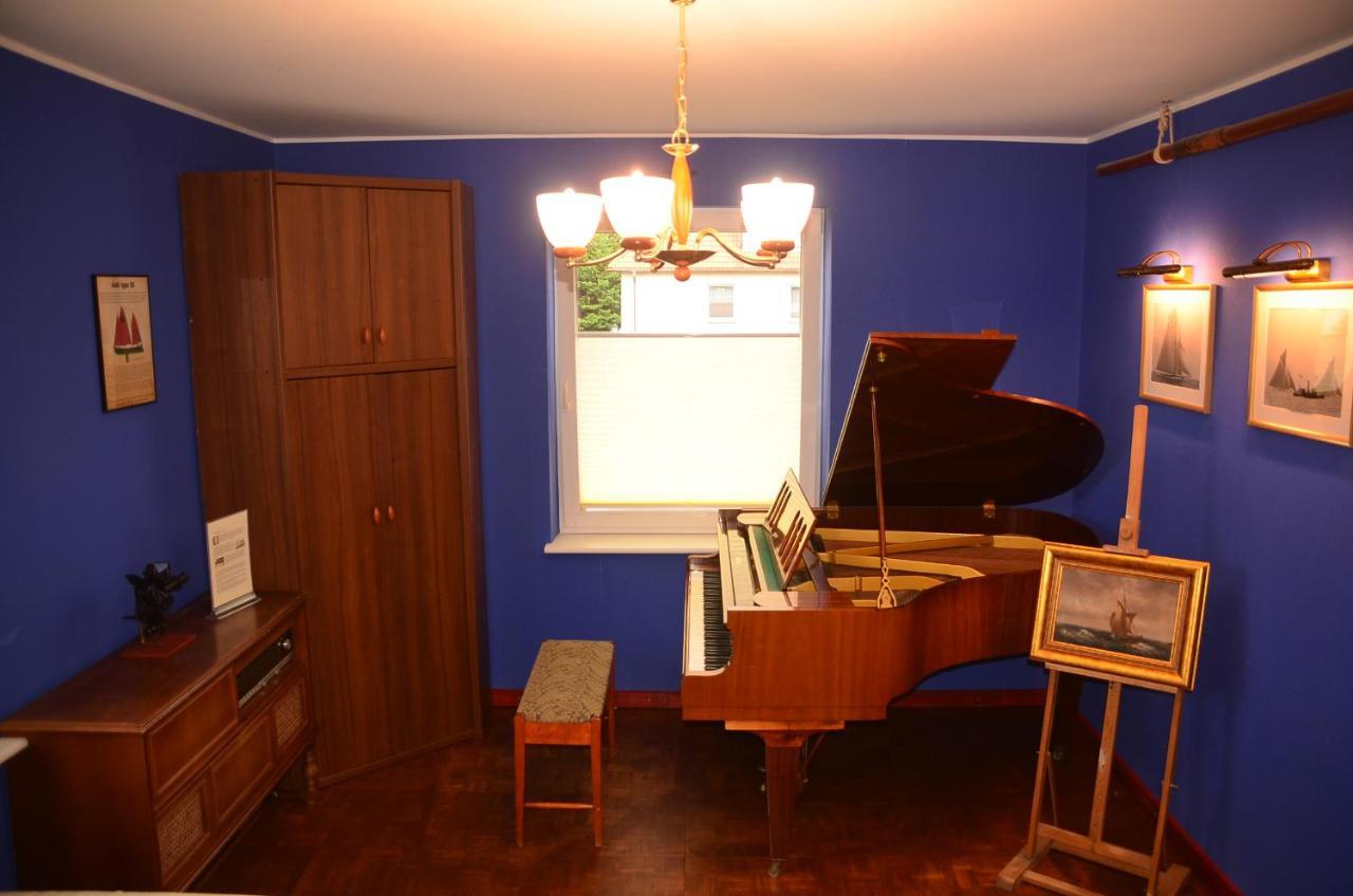 Apartament Dark Amber- 3 Rooms Grand Piano Świnoujście Exteriör bild